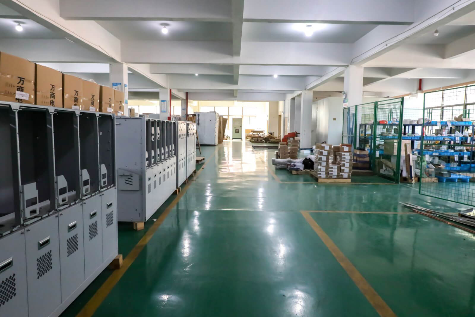 生產(chǎn)車(chē)間